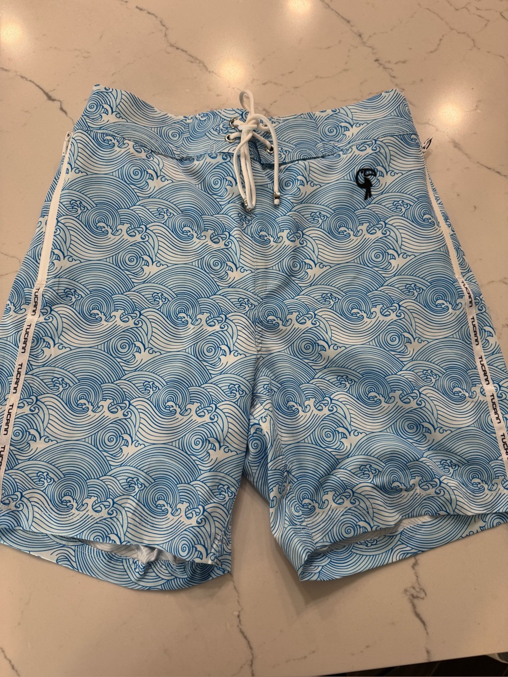Tucann Blue Wave-Print Swim Trunks M NEW